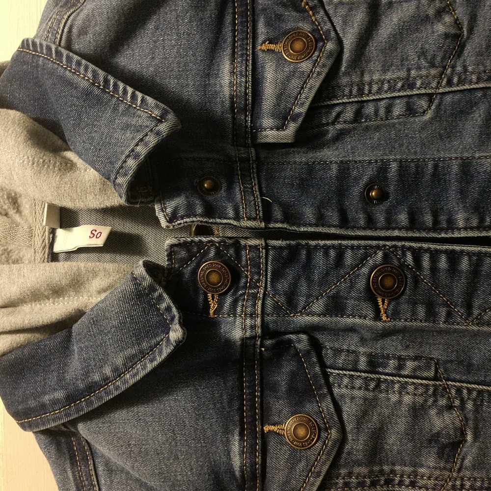 Denim jacket - Picture 2 of 3